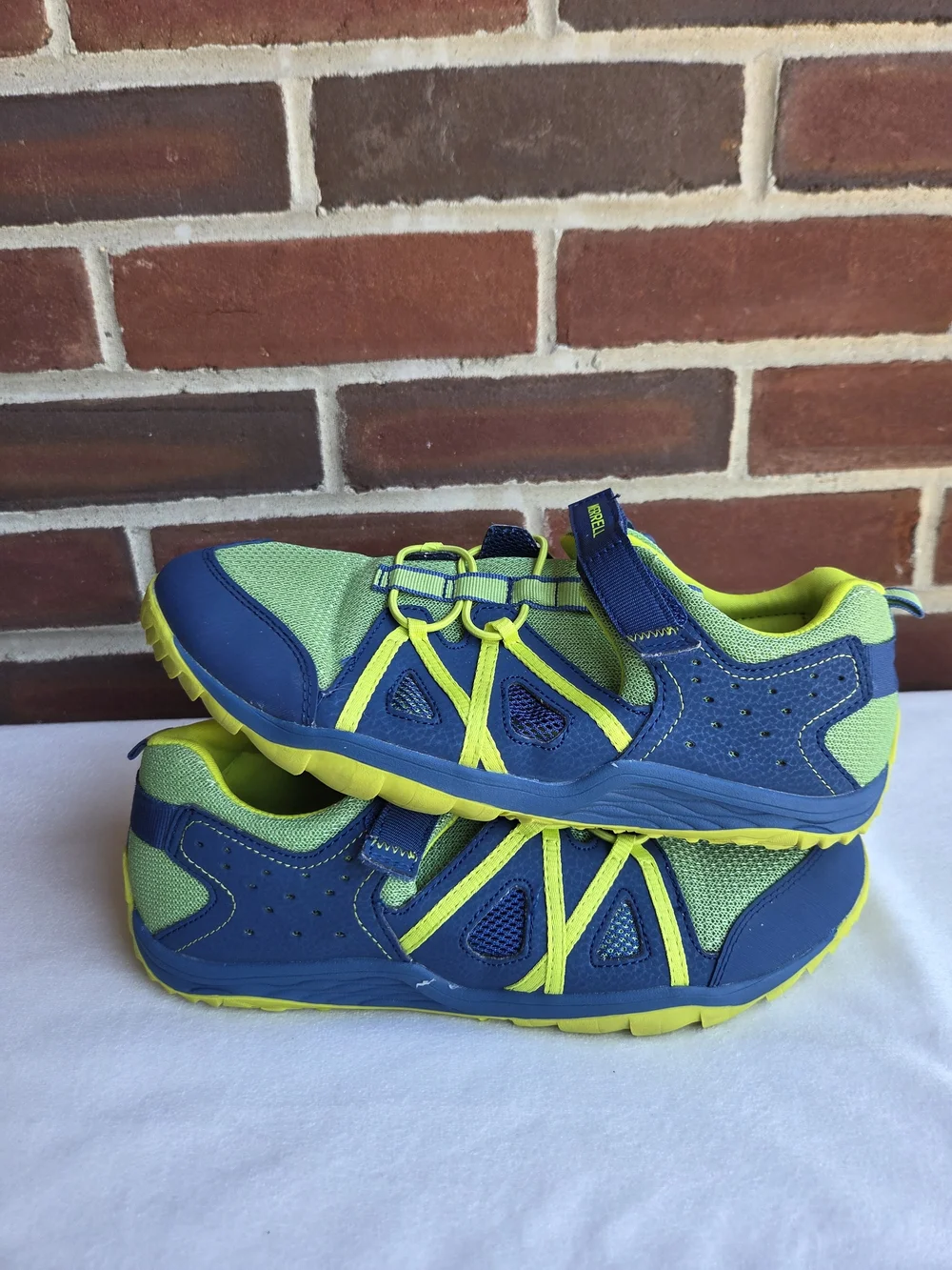 Merrell Hydro Glove Boys Youth Size 7 M Blue Green Water Hiking Shoes